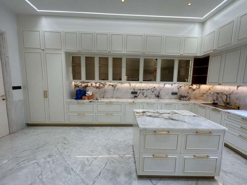Kitchen island