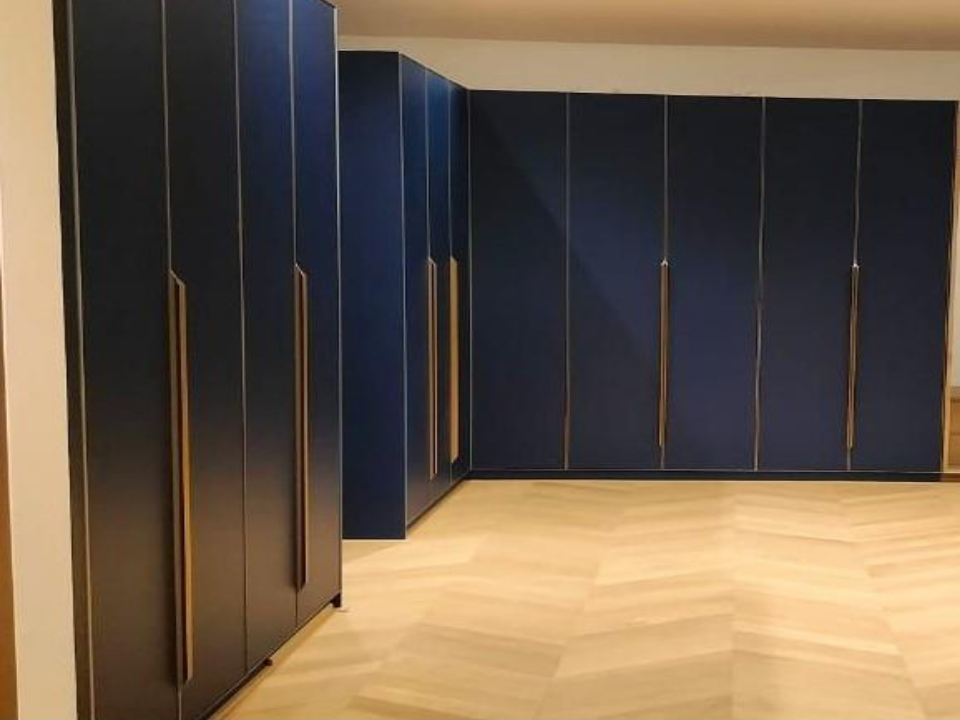 Walk-in Wardrobes